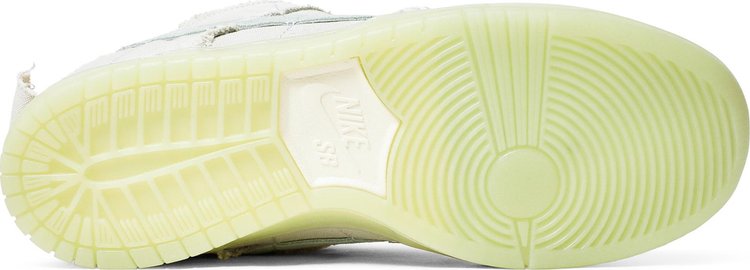 Nike Dunk Low SB 'Mummy'