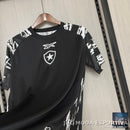 Camisa pré-jogo preta Botafogo temporada 2025/26
